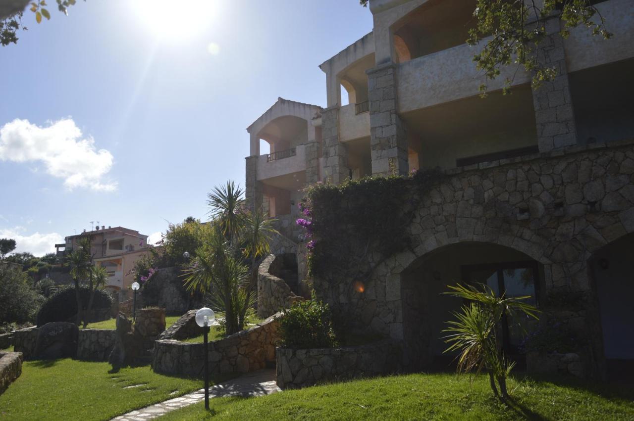 La Costa View Aparthotel Arzachena Buitenkant foto