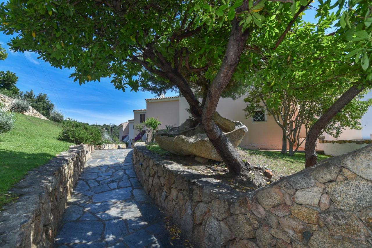 La Costa View Aparthotel Arzachena Buitenkant foto