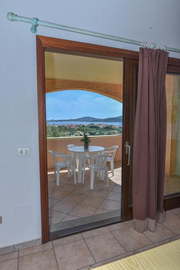 La Costa View Aparthotel Arzachena Buitenkant foto