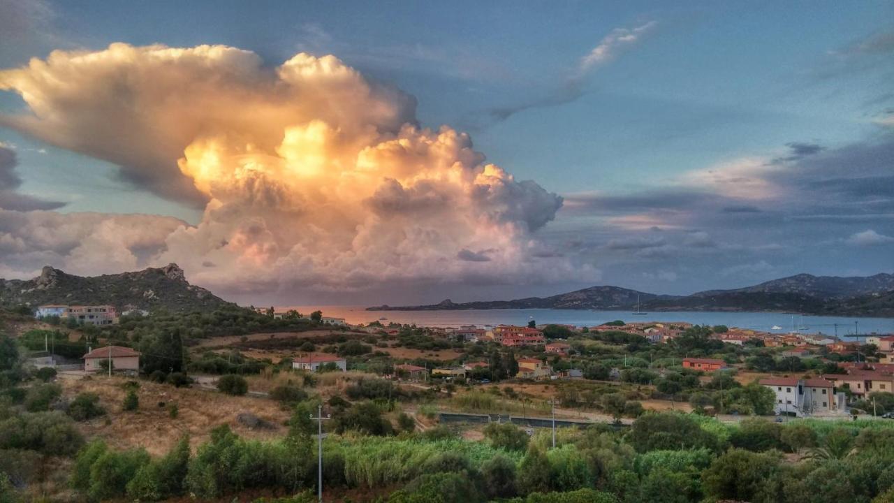 La Costa View Aparthotel Arzachena Buitenkant foto